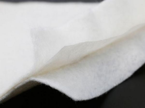 如何区分是买土工膜还是复合土工膜？